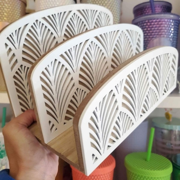 Household organizer - Picture 1 of 3